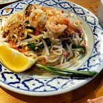 タイ食堂 ザ スパイシーカフェ - パッタイです