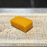 鮨 西崎 - 玉。
      何じゃ、これ？この玉、トロトロでものすごい美味しい！
      何から何まで、なぜにこんなに旨い？(^^)