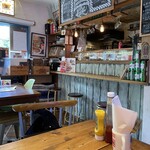 サン コースト - 店内