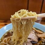 Akitei - 麺リフト