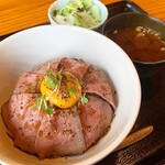 Mamano Gohan - ローストビーフ丼 880円
                （ランチ）