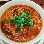 鼎泰豐 - サンラータン麺