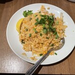 バーン・イサーン - 魚介チャーハン