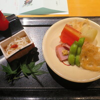 京懐石 美濃吉 そごう千葉店 - 季節の彩り