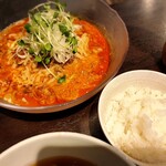 櫻井中華そば店 - 【限定】冷しヨーグルト担々麺と洗い飯セット