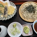 甜蕎屋 源平 - 礎蕎麦の天ざる（1600円）