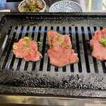 黒田肉商店 - 