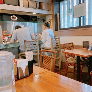 ラーメン 泪橋 - 店内