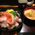 日本酒とお魚きっちん　祐星 - 海鮮丼