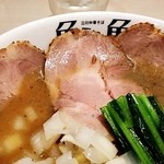 魚魚 - チャーシュー。