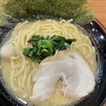 Yokohama Ie Kei Ramen Ittouya - 