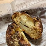 メゾン ムラタ - 北あかりじゃがいもトマトチーズフランスパン ¥280