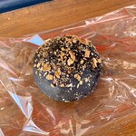 メゾン ムラタ - ブラックブリオッシュカレーぱん ¥240