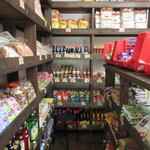 Warung Berkah Jaya - インドネシア食材コーナーも楽しい