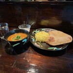 Curry Bar Mirch - ランチセット
                      スパイシーチキン