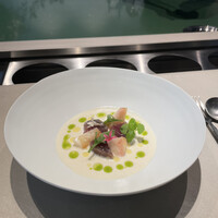 Tinc gana - 鰹と桃のアホスープ（前菜2種）