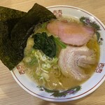 中村麺三郎商店 - 家系ラーメン