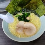 横浜家系ラーメン 魂心家 - 塩ラーメン　７８０円　+チャーシュー１枚