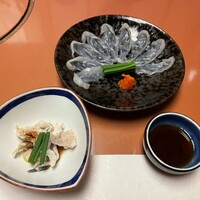 いけす無門 新宿 - 特選ふぐコース
                    先付
                    ふぐ刺し