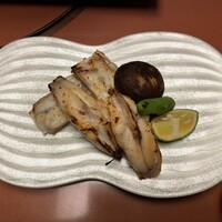いけす無門 新宿 - 特選ふぐコース
                    焼ふぐ