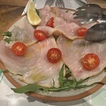 ア フェネステッラ - メカジキのカルパッチョ