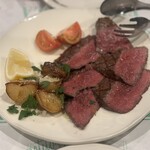 ア フェネステッラ - 牛肉のタリアータ