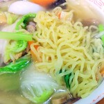 龍華 - 海鮮ラーメン　(麺)