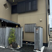 すし処 睦月 - 表入口