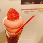 STRAWBERRY MANIA - 