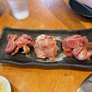 炭火焼肉 ざんまい_1