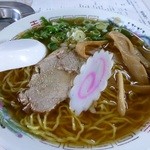 山崎食堂 - ラーメン500円