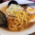 Ramen Toma Ya - 麺のアップです。