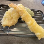 Tempura Kurabu - 最初に3品 えび ピーマン 白身魚だったかな？