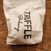 Truffle BAKERY 大阪本店