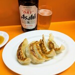 慶龍飯店 - 餃子とBEER