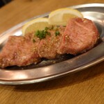 Oosaka Yakiniku Horumon Futago - 