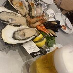 8TH SEA OYSTER Bar - 