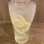 ミートボール食堂 オルオル - 自家製シロップのレモンサワー