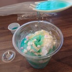 すき家 - パチパチクリームソーダ（かき氷）330円　トローリ