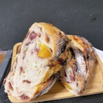 しかたらむかな - 黄色の果肉は桃　赤はクランベリー