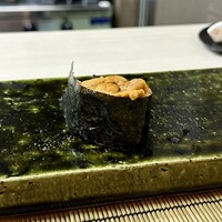 鮨おかだ - 蝦夷バウンウニの軍艦