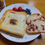 八紘学園 農産物直売所 - 【2023年8月】翌朝もミニトマトを頂きました。