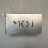 MOT - 