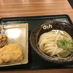 Hanamaru Udon - 料理