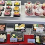 原村CAFE - なんとっ！これ全部ワンちゃん用のお菓子。何でこんなに可愛いんだぁ？！♥️