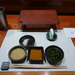 鮨匠 のむら - 調味料などのセッティング♪