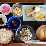 レストラン　都 - 朝定食 700円
            2023年8月7日