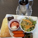 薪ストーブ料理 Resta＆Cafe ESSE - モーニング（アイスコーヒー）¥500