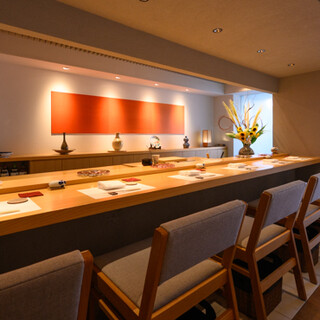 The concept of this elegant Japanese-Western space is ``natural light.''