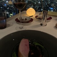 広東料理 センス - 京丹波町産 山城農産 京鴨の釜焼き 黒胡椒と黒胡麻の甜麺醤ソース